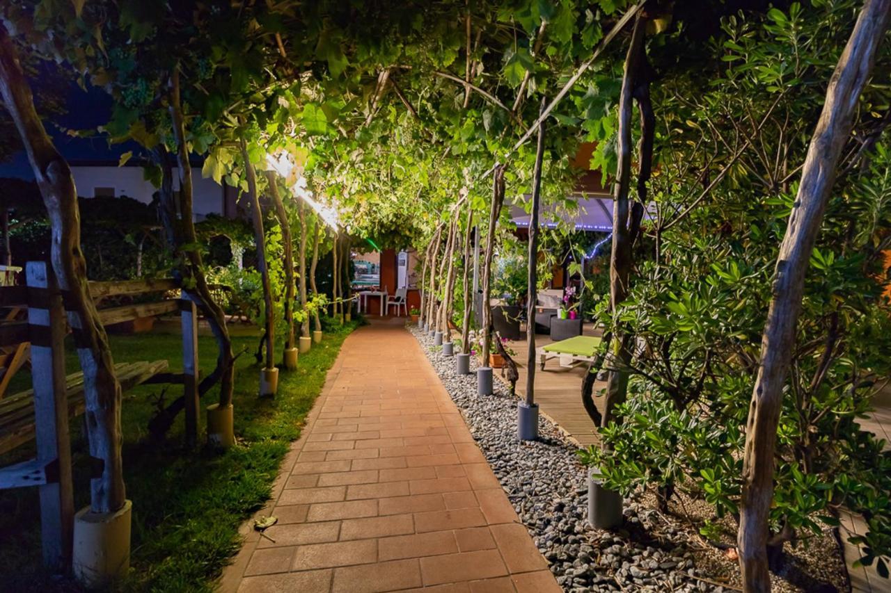 Hotel Ariadimari วัลเลดอเรีย ภายนอก รูปภาพ