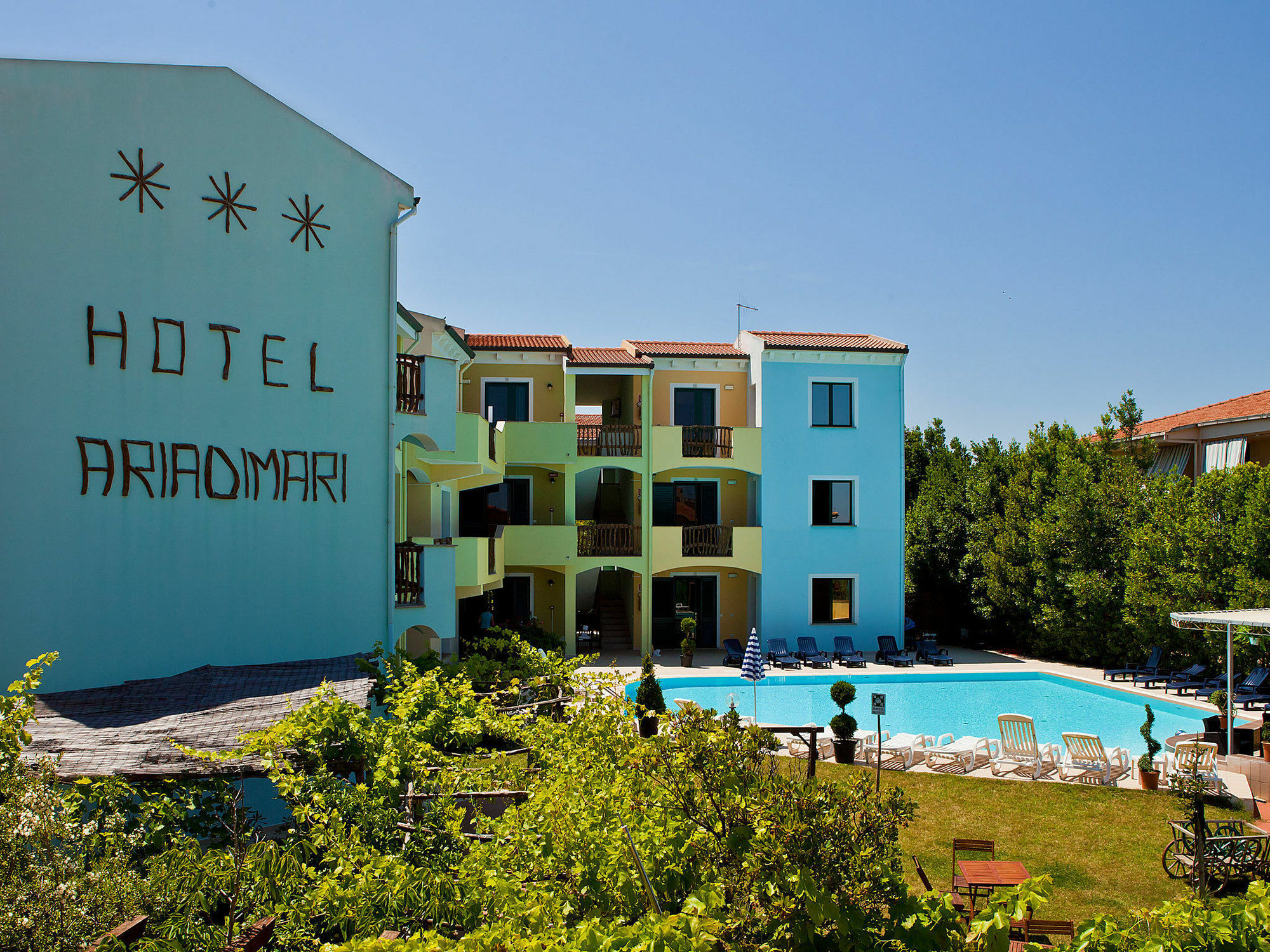 Hotel Ariadimari วัลเลดอเรีย ภายนอก รูปภาพ