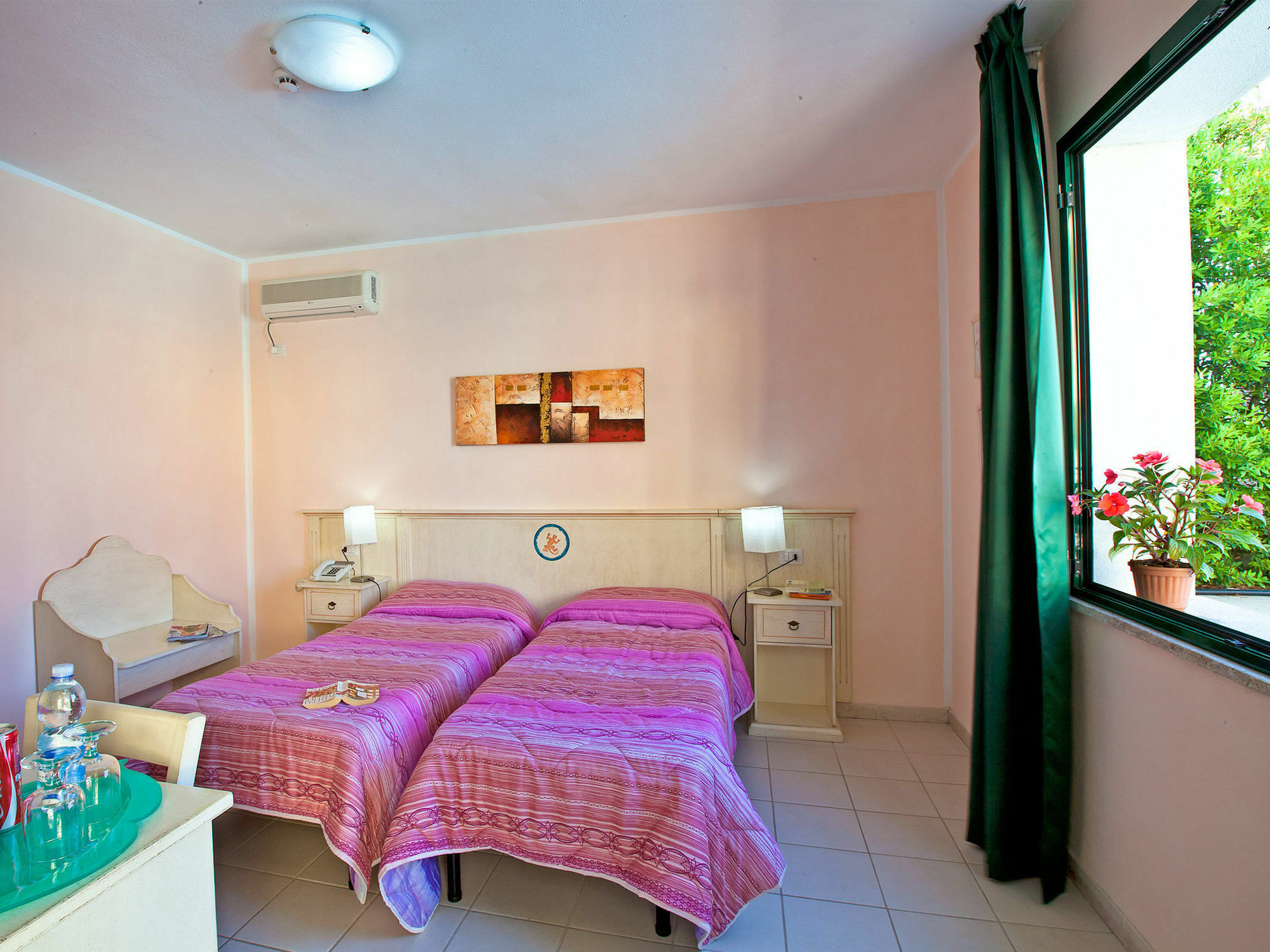 Hotel Ariadimari วัลเลดอเรีย ภายนอก รูปภาพ