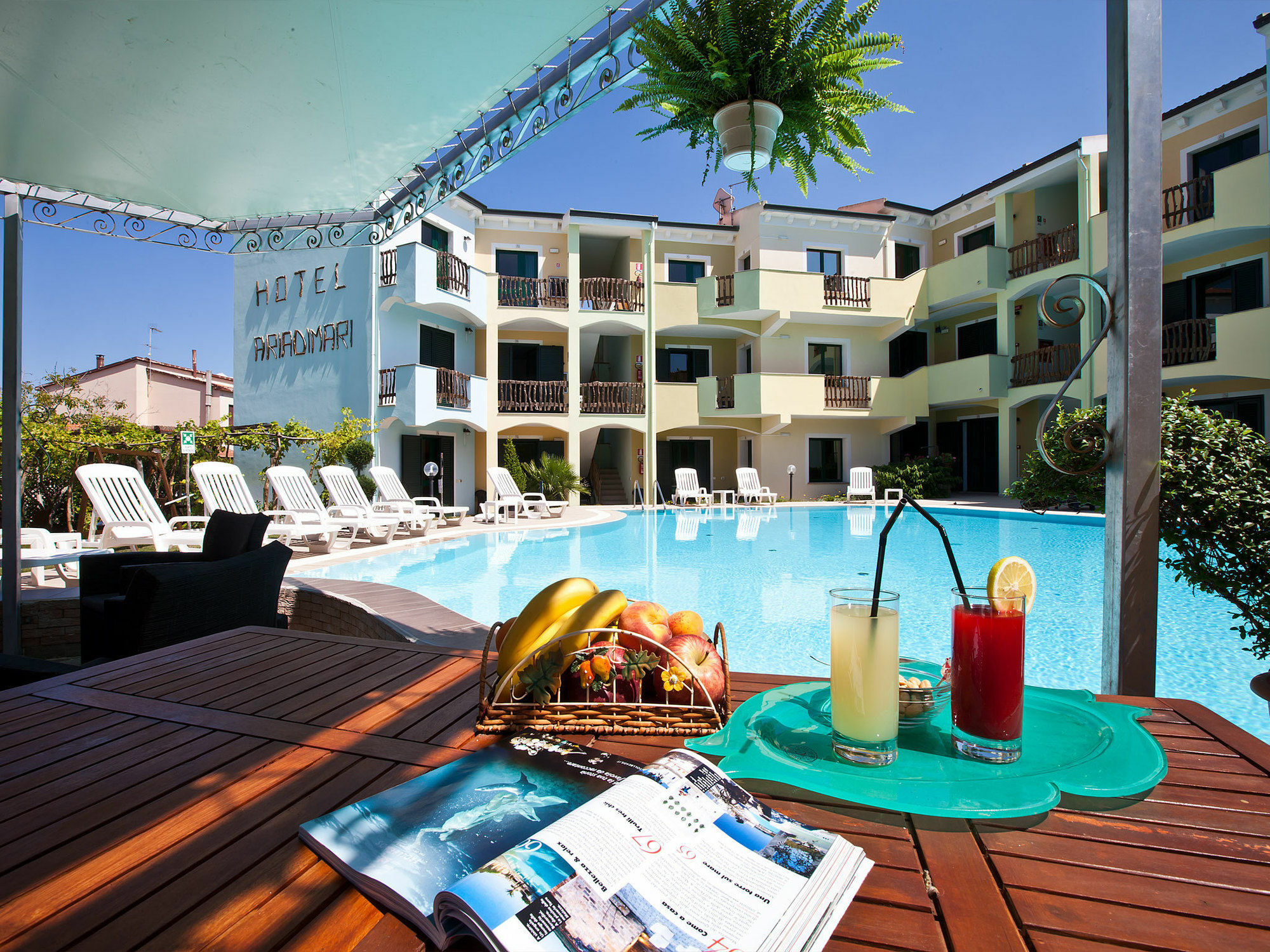 Hotel Ariadimari วัลเลดอเรีย ภายนอก รูปภาพ